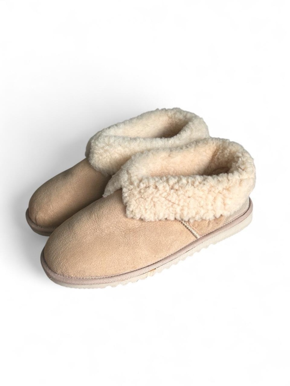 UGG Women's Shearling-Lined Slip-On Slippers - Cream/Tan
